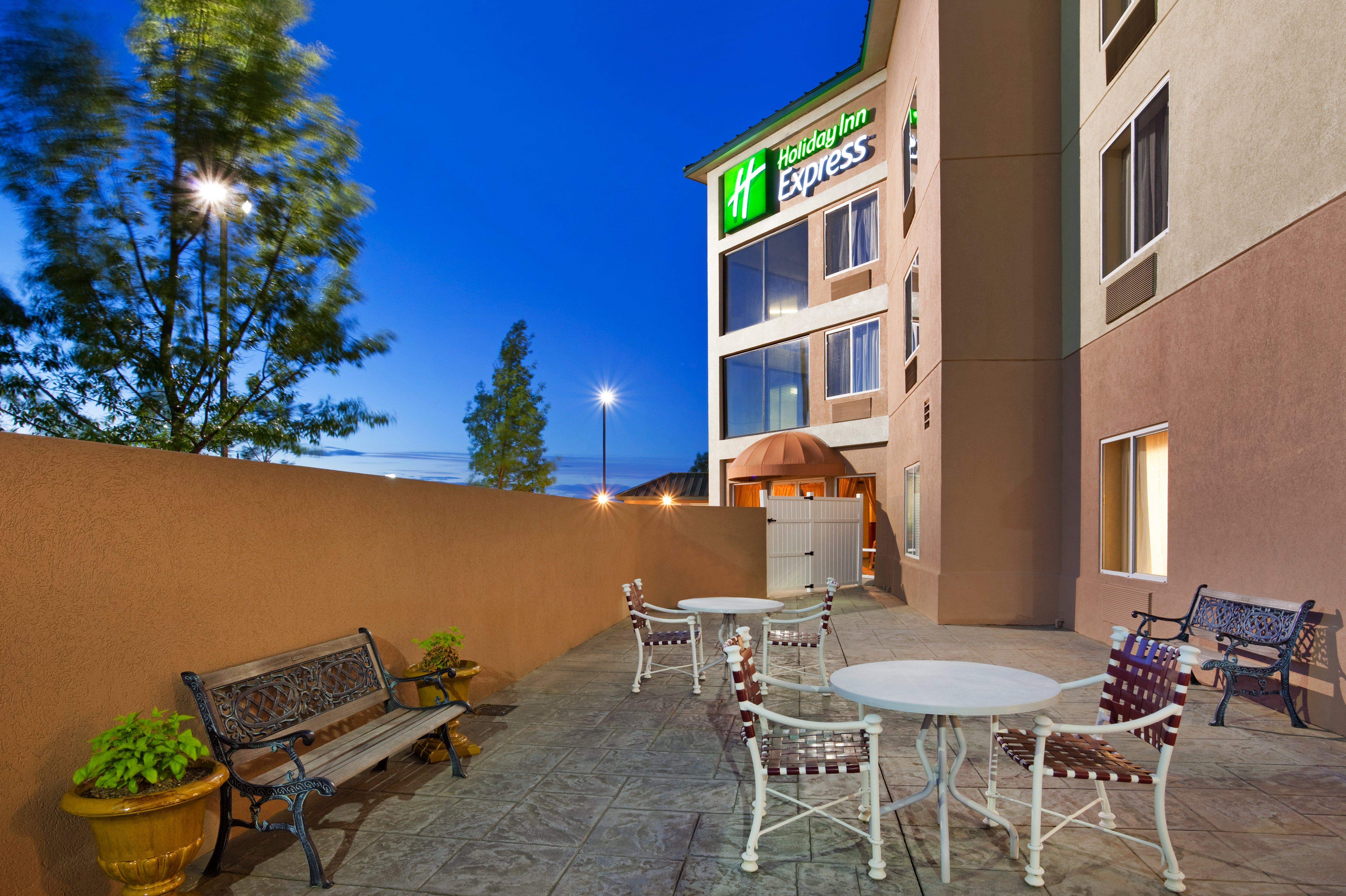 Holiday Inn Express & Suites Kings Mountain - Shelby Area By Ihg Bagian luar foto