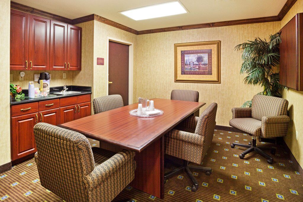 Holiday Inn Express & Suites Kings Mountain - Shelby Area By Ihg Bagian luar foto